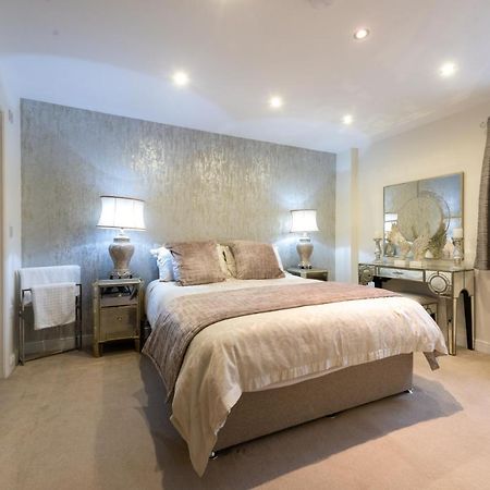 Courtyard Mews Leilighet Wakefield Eksteriør bilde